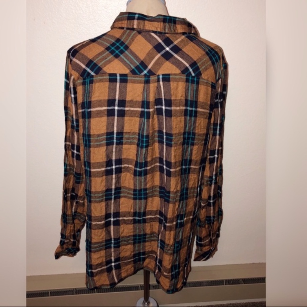 Papaya Weekend Button Up - Picture 4 of 4